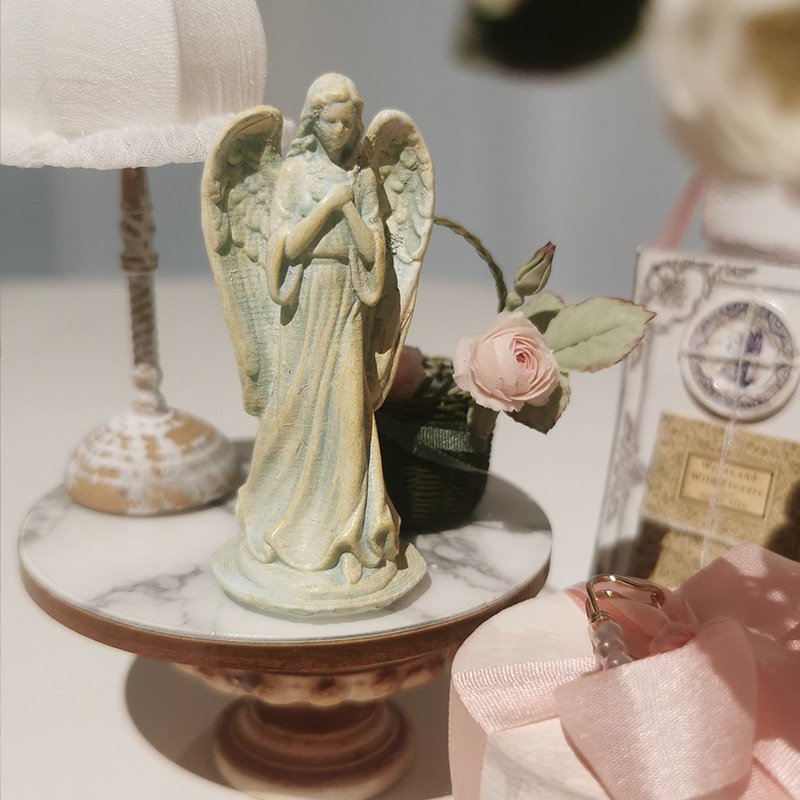 Miniature Angel/Goddess Statue - Dollzworld