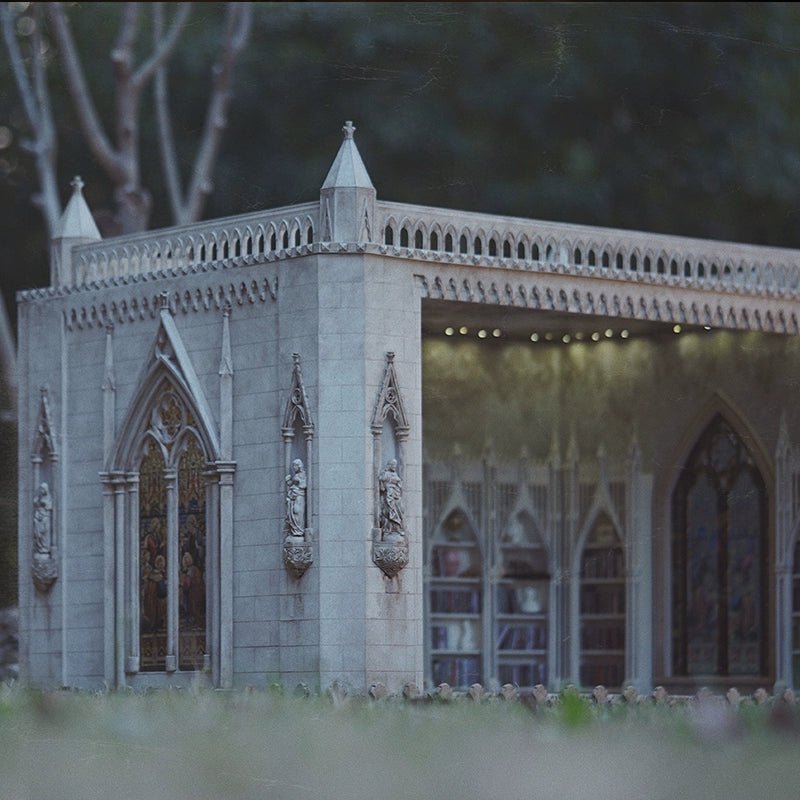 Miniature Gothic Style Night Library - Dollzworld