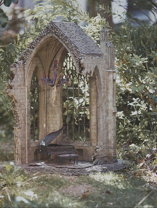 Miniatures The Lost Abbey - Dollzworld